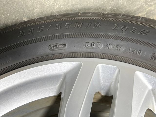 Used 2020 Chevrolet Equinox Premier image 43