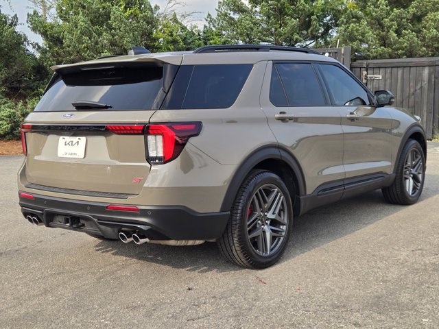 Used 2026 Ford Explorer ST w/ Sun And Sound Package RWD image 6