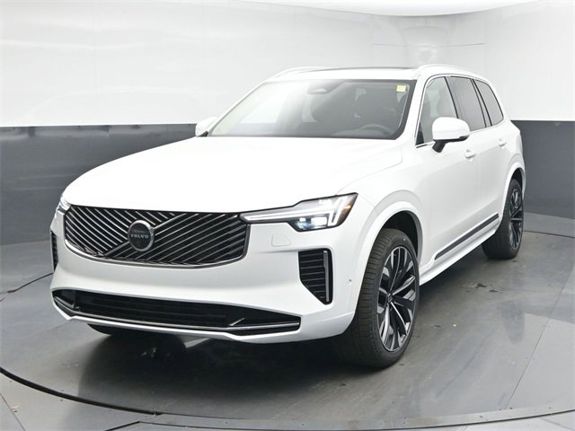 New 2026 Volvo XC90 B6 Plus image 3