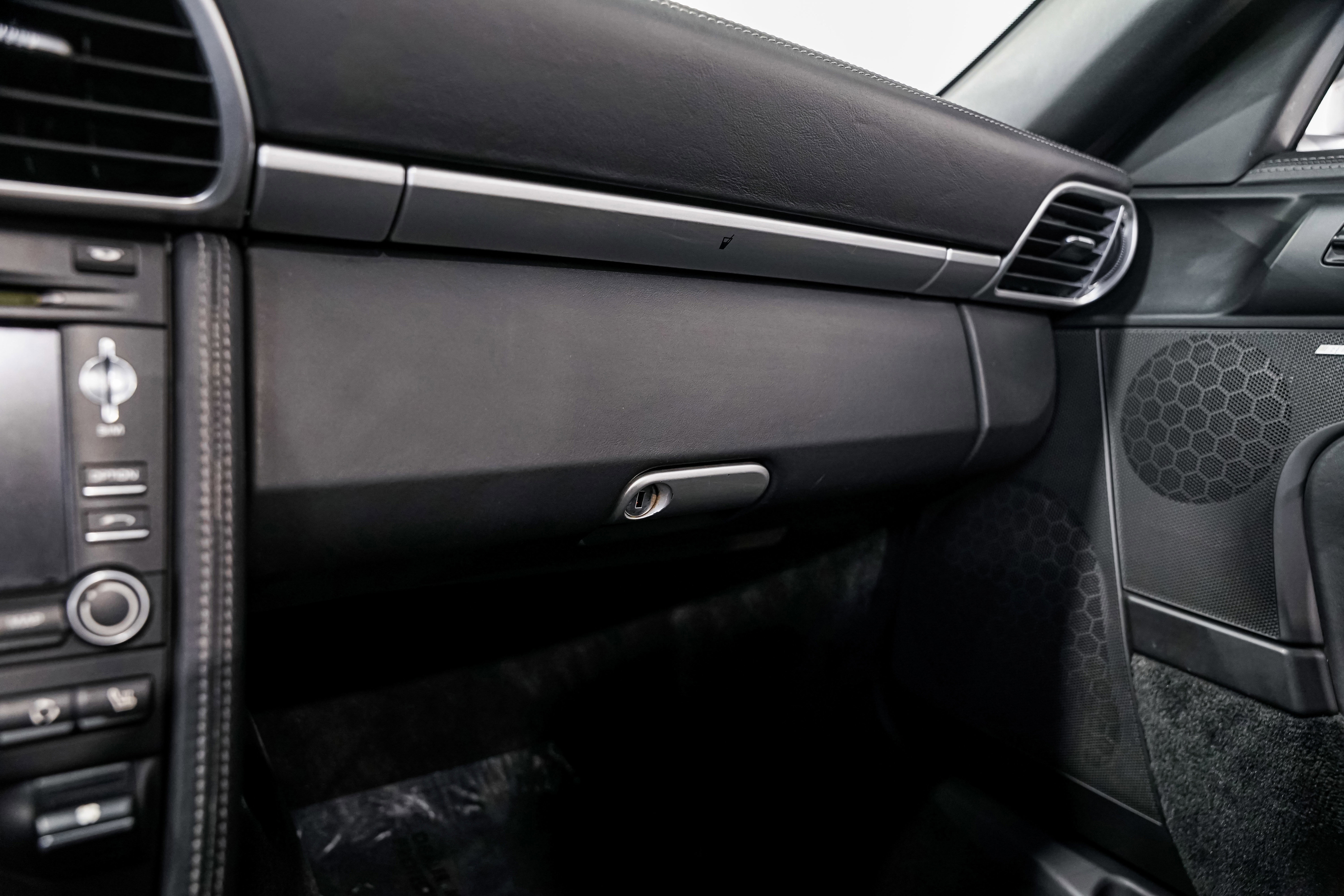 Used 2009 Porsche 911 Turbo image 16