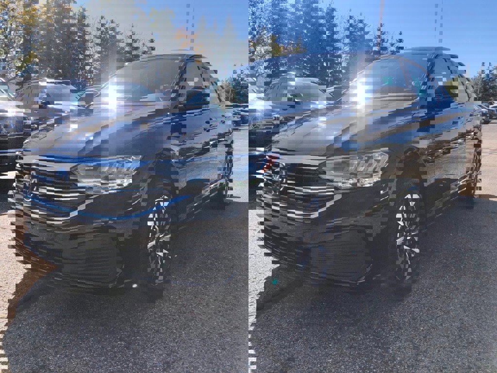 Used 2024 Volkswagen Jetta S image 3