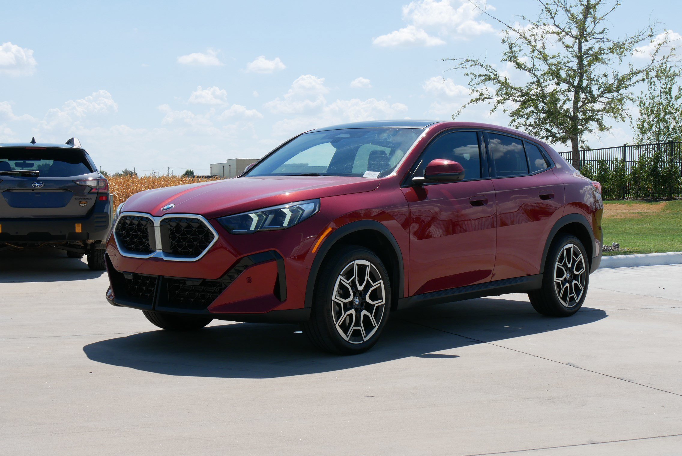 Certified 2026 BMW X2 xDrive28i AWD/4WD image 3