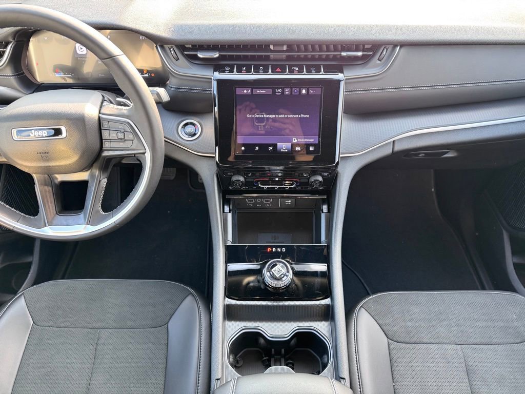 New 2025 Jeep Grand Cherokee Altitude AWD/4WD image 12
