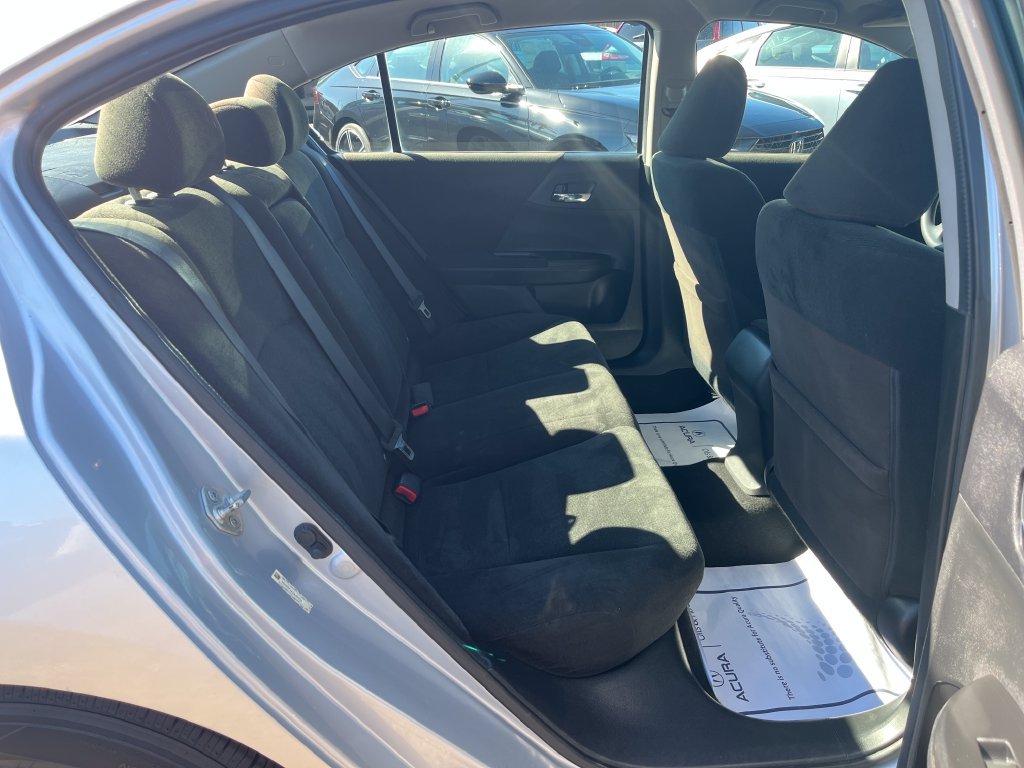 Used 2013 Honda Accord LX image 37