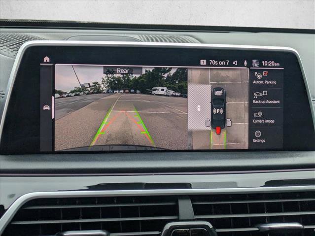 Used 2021 BMW 750i xDrive w/ Executive Package AWD/4WD image 13