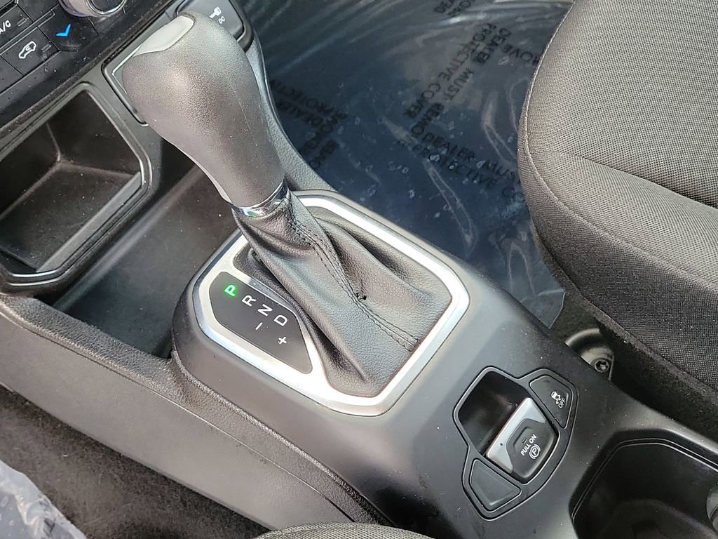 Used 2019 Jeep Renegade Latitude w/ Popular Equipment Group FWD image 30