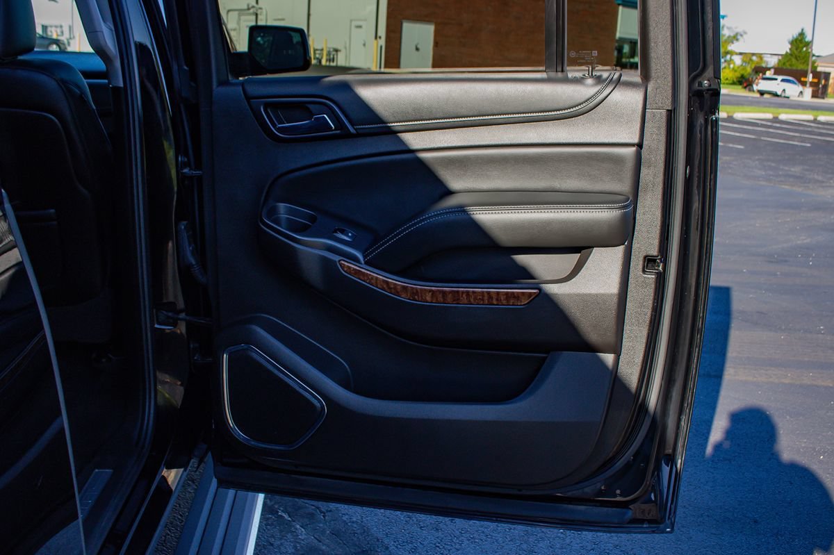 Used 2016 Chevrolet Suburban LTZ AWD/4WD image 18