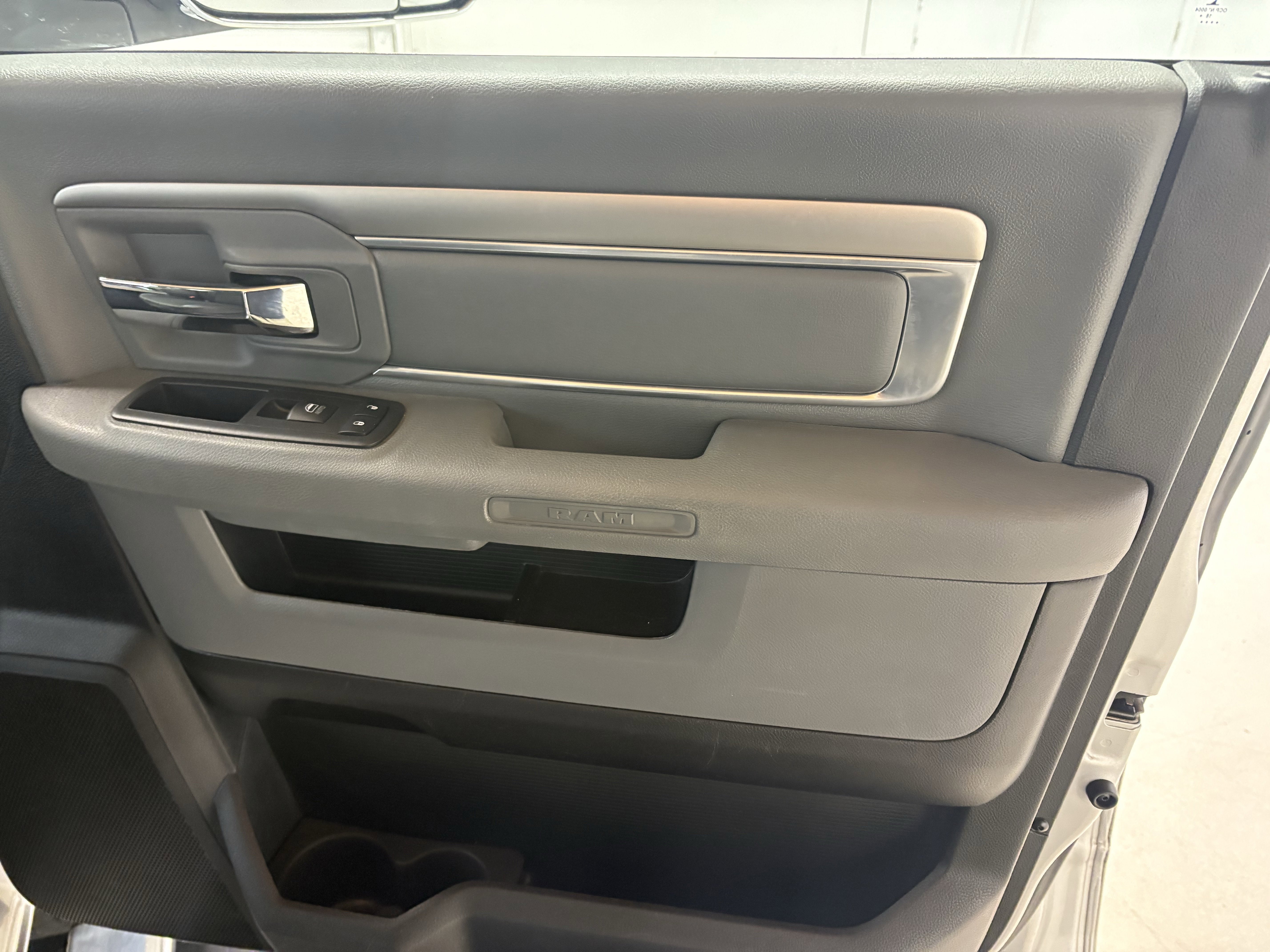 Used 2018 RAM 2500 Big Horn image 17