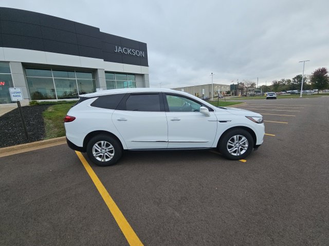 Used 2019 Buick Enclave Essence w/ LPO, Luxury Package AWD/4WD image 10