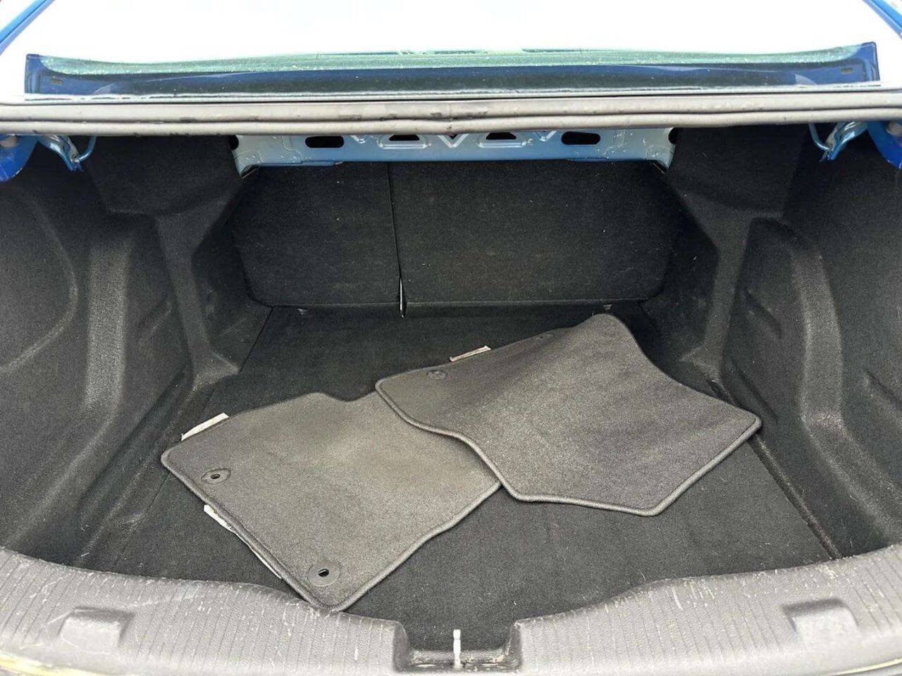 Used 2017 Chevrolet Cruze Premier FWD image 12