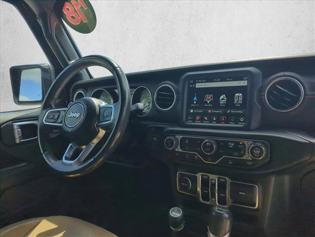 Used 2018 Jeep Wrangler Unlimited Sahara AWD/4WD image 27