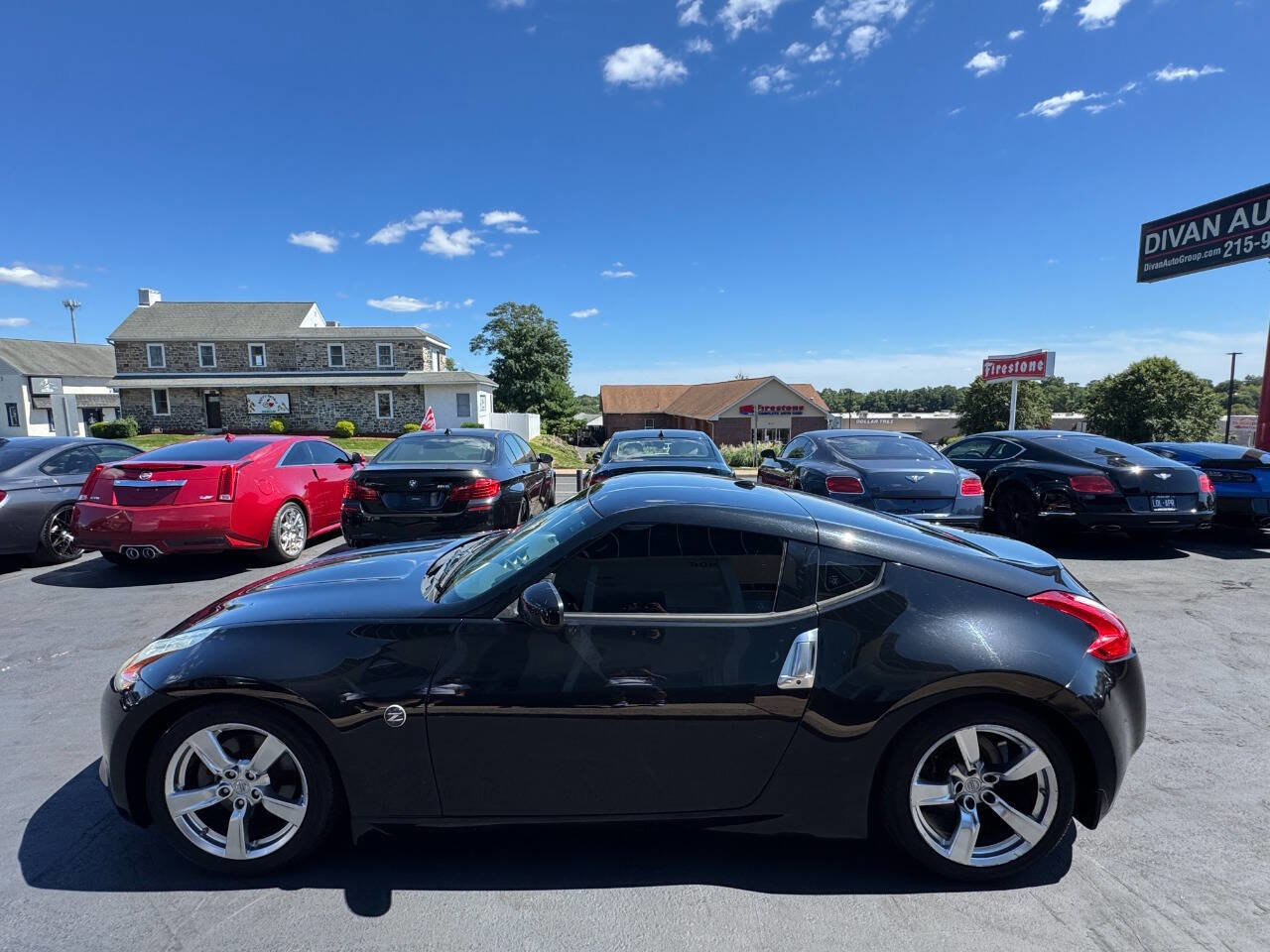 Used 2009 Nissan 370Z Touring image 5