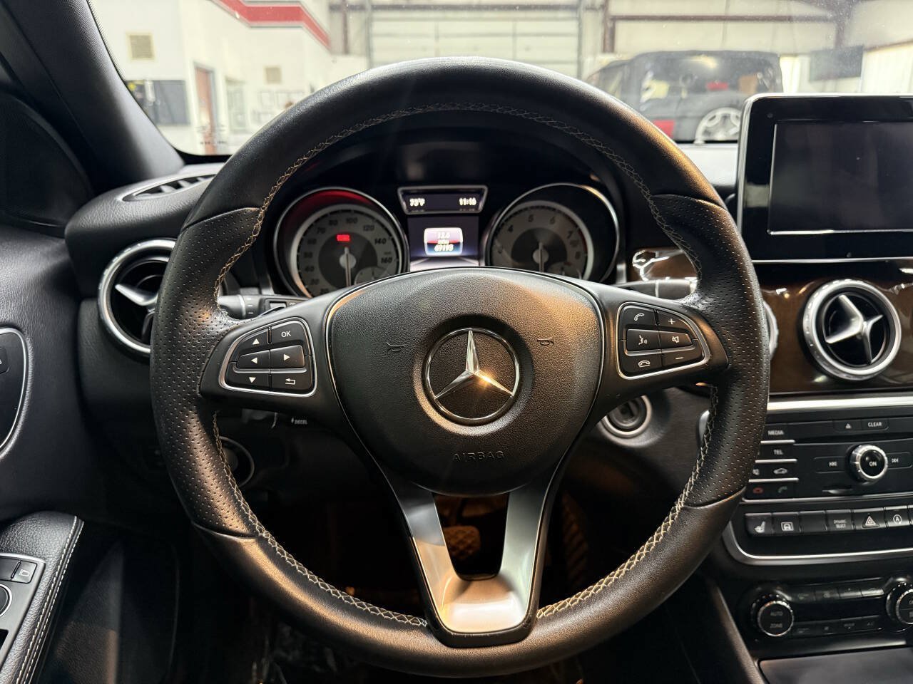Used 2017 Mercedes-Benz GLA 250 4MATIC image 22