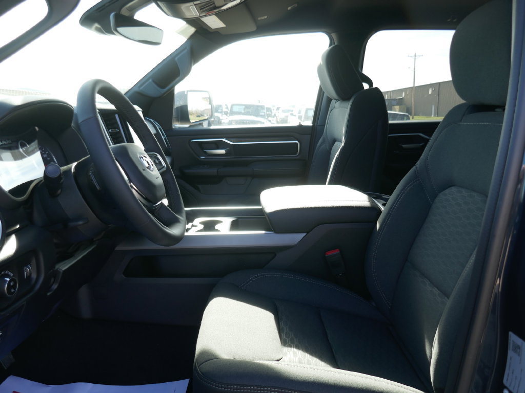 New 2026 RAM 1500 Big Horn AWD/4WD image 27