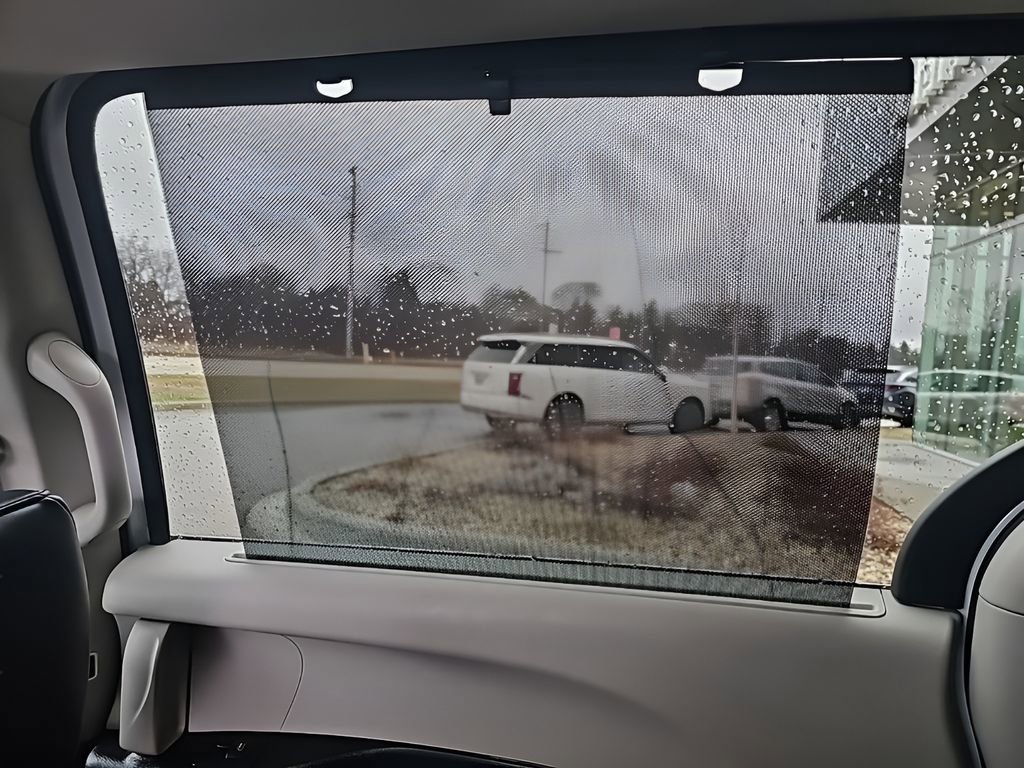 Used 2024 Chrysler Pacifica Touring-L FWD image 30
