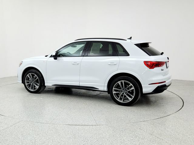 Used 2022 Audi Q3 2.0T Premium Plus w/ Premium Plus Package image 7