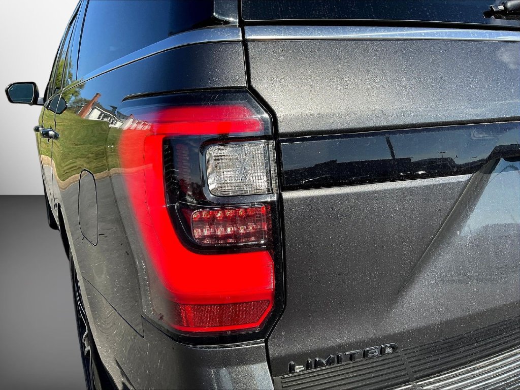 Used 2021 Ford Expedition Max Limited AWD/4WD image 26