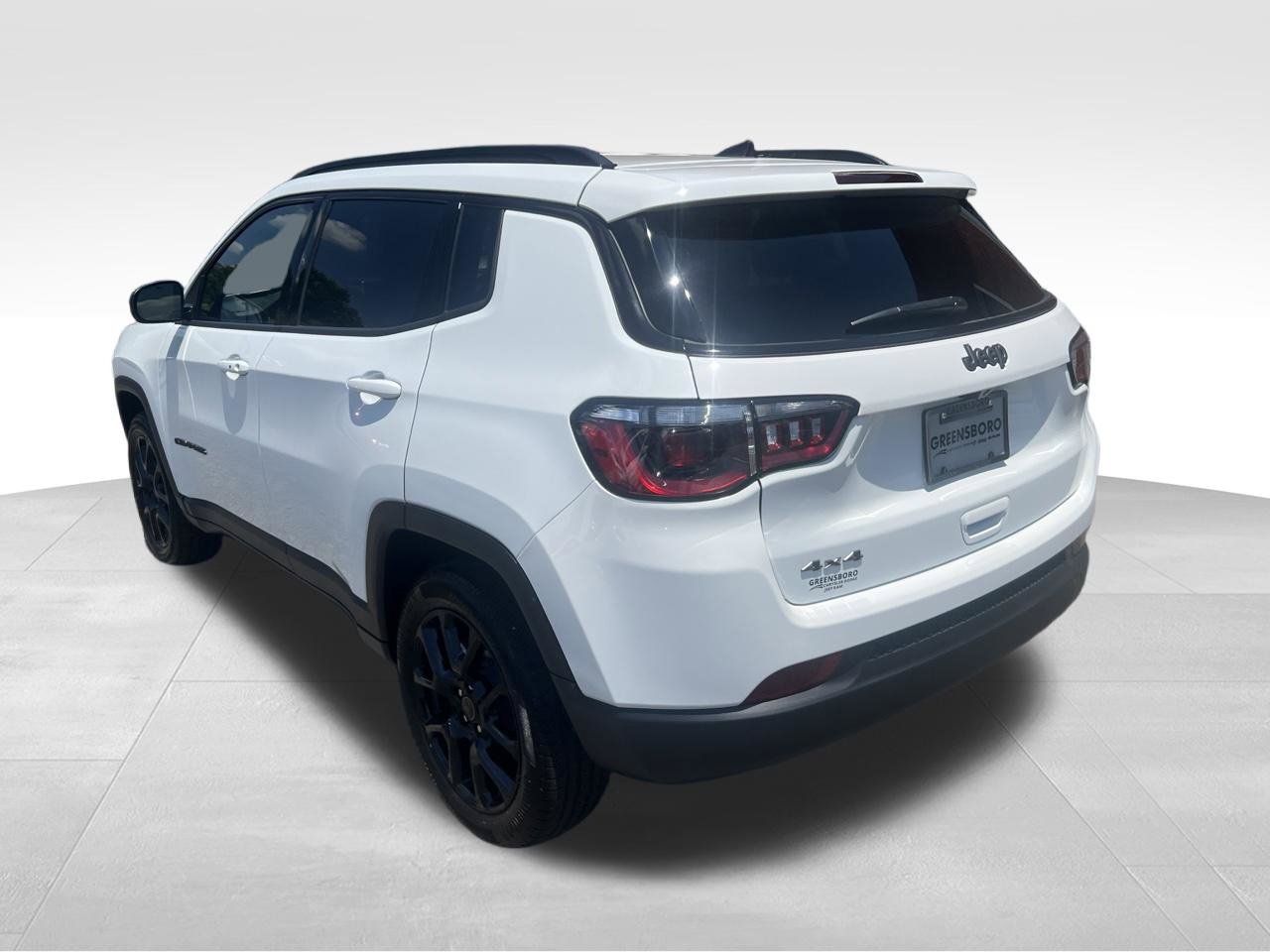 New 2026 Jeep Compass Latitude AWD/4WD image 3