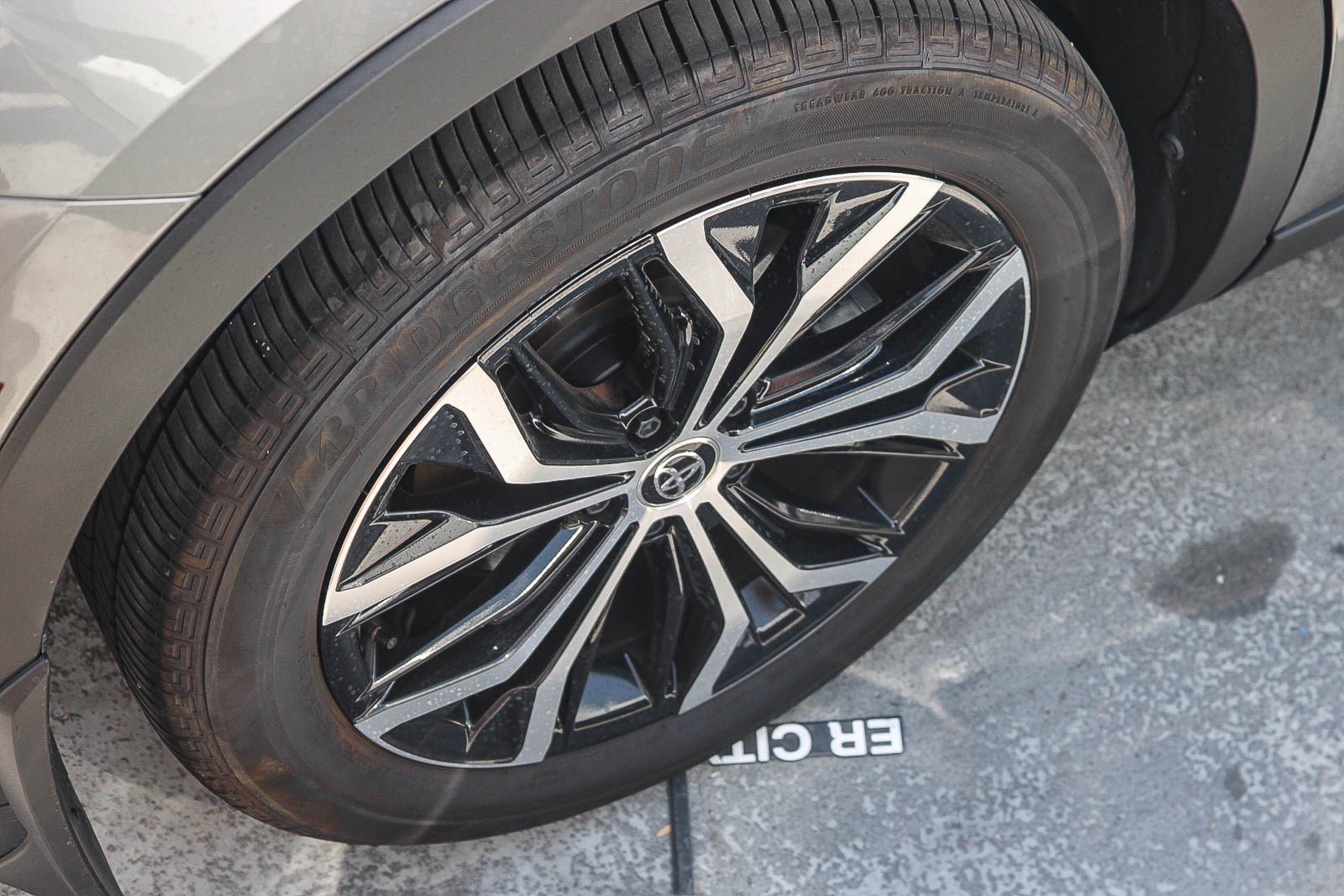 Certified 2026 Toyota Crown AWD/4WD image 16