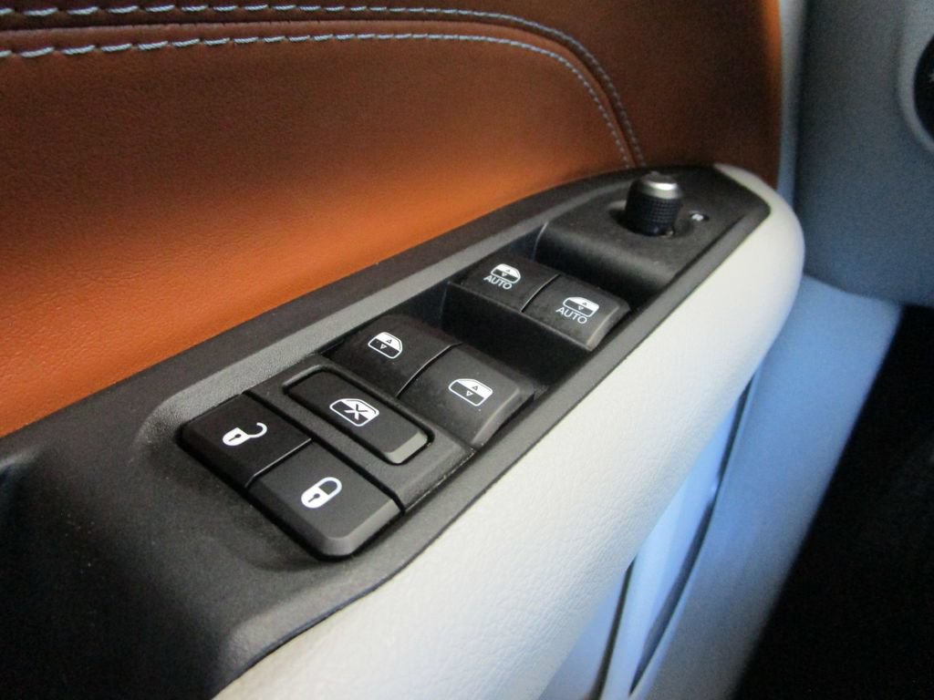 Used 2023 Jeep Compass Limited AWD/4WD image 37