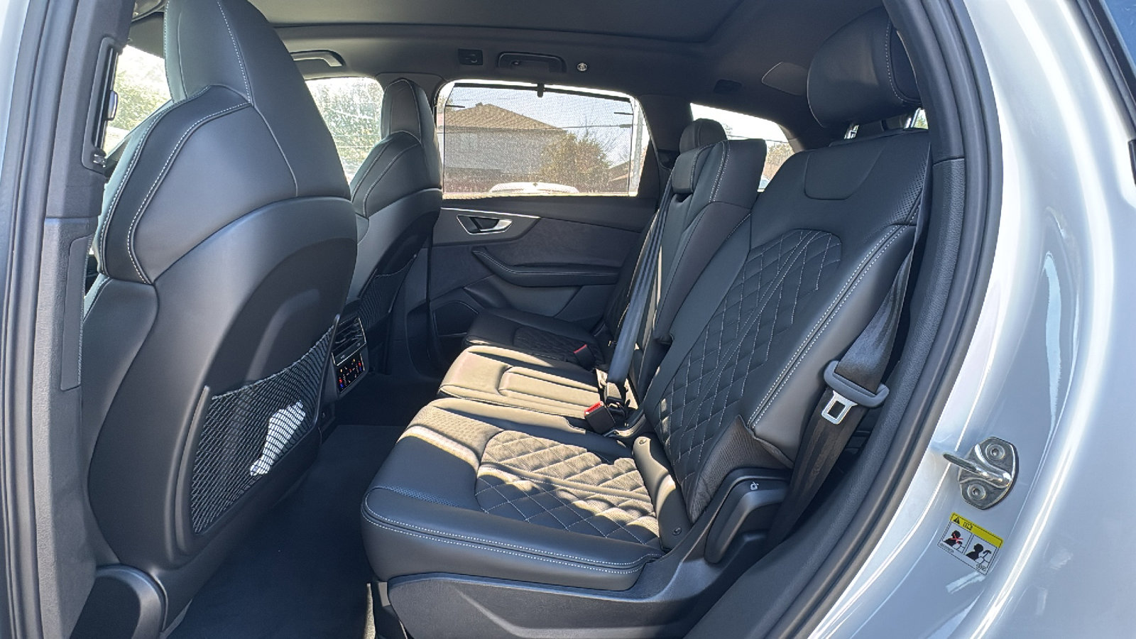 New 2026 Audi SQ7 Premium Plus image 15