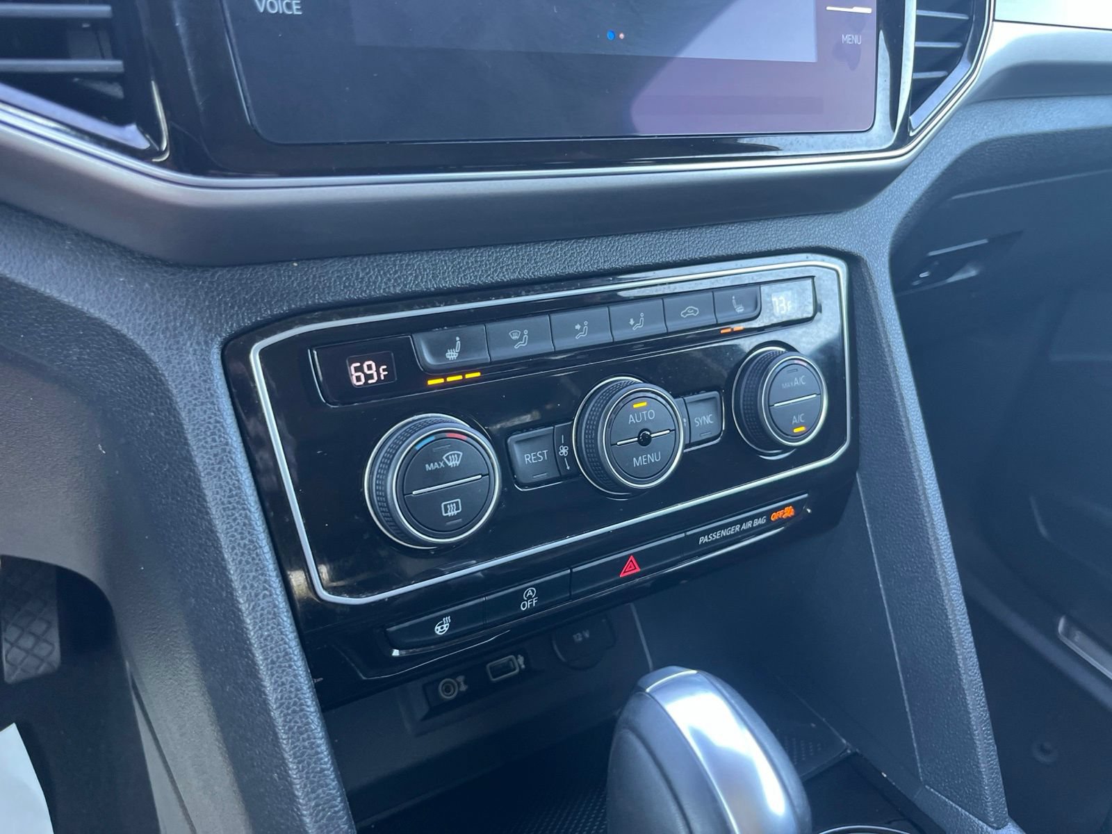 Used 2019 Volkswagen Atlas SEL AWD/4WD image 25