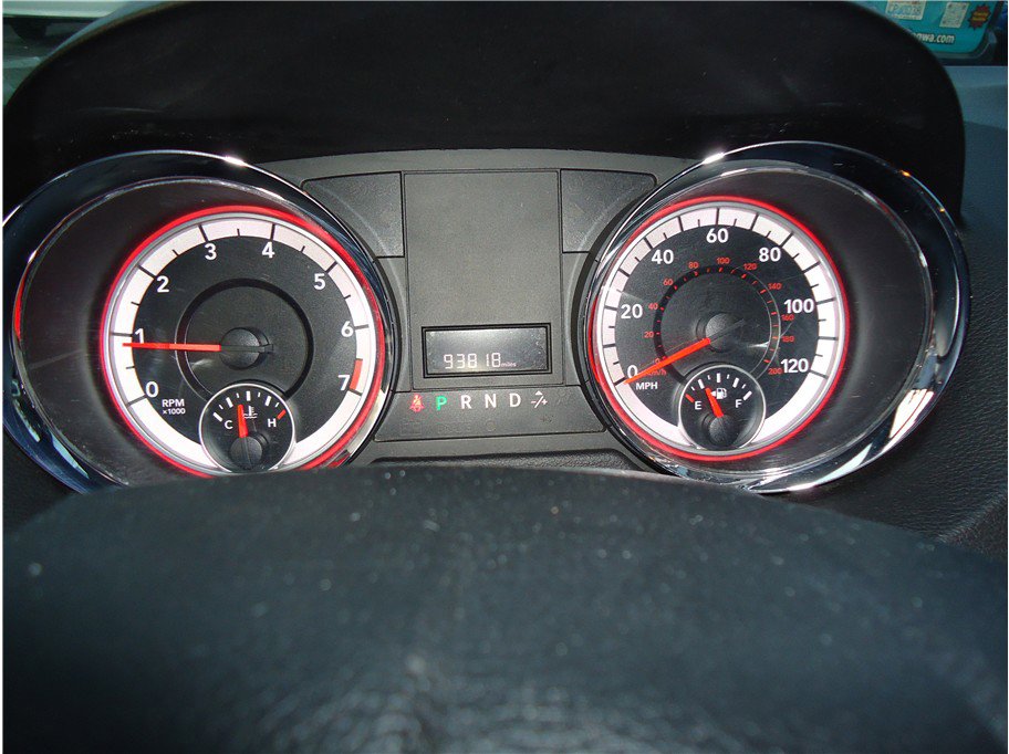 Used 2019 Dodge Grand Caravan SXT FWD image 30