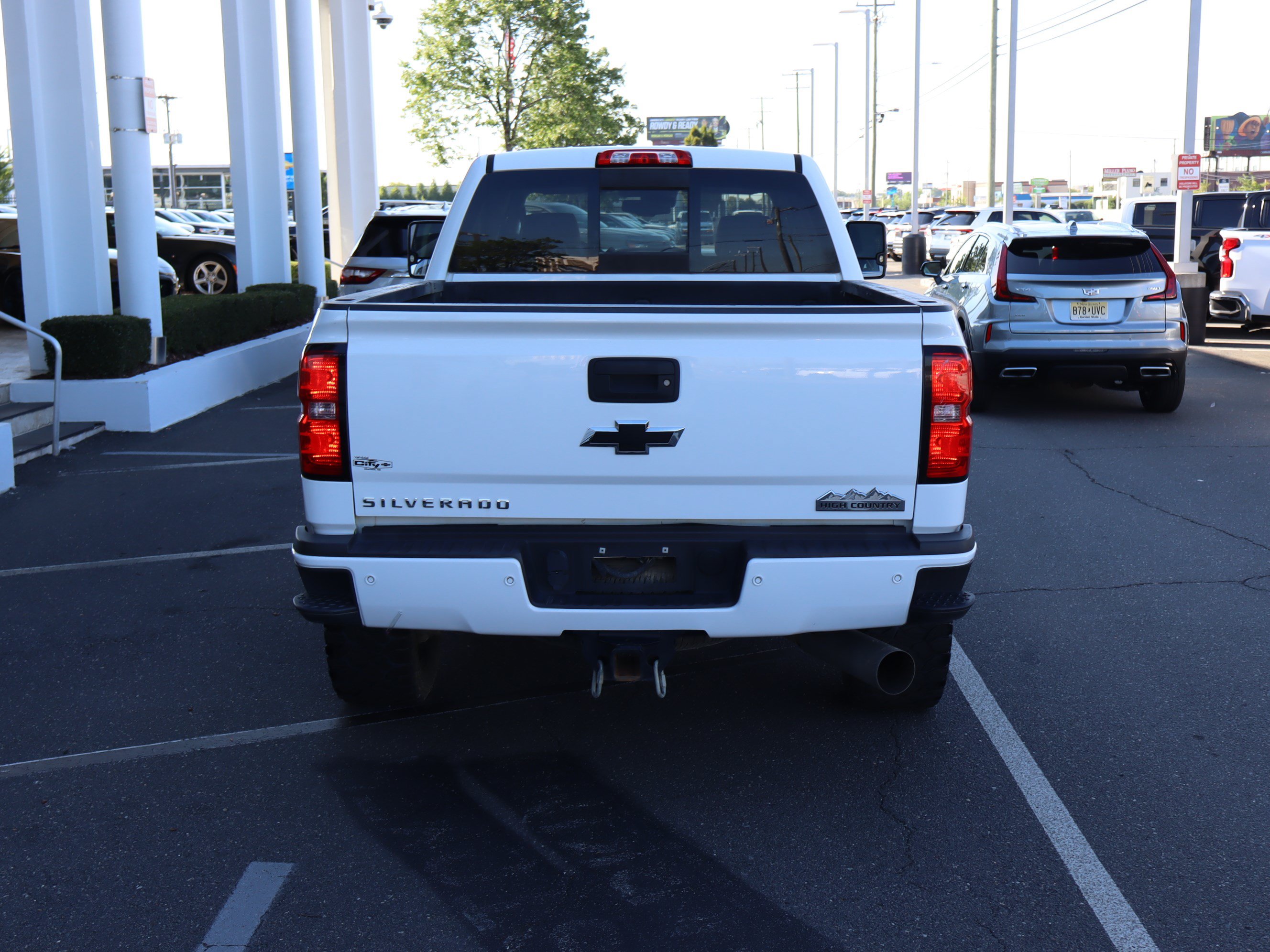 Used 2019 Chevrolet Silverado 2500 High Country w/ Duramax Plus Package AWD/4WD image 9