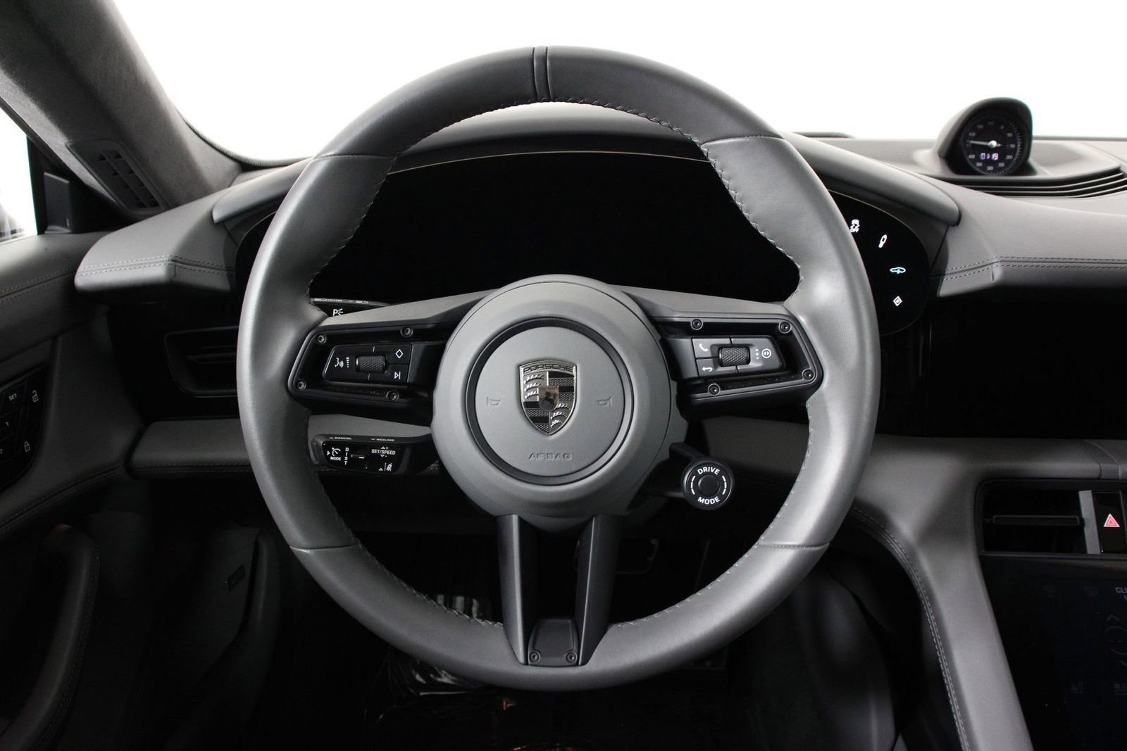 Certified 2025 Porsche Taycan Turbo image 12