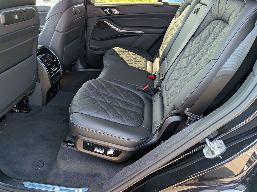 New 2026 BMW X7 xDrive40i w/ M Sport Package AWD/4WD image 36
