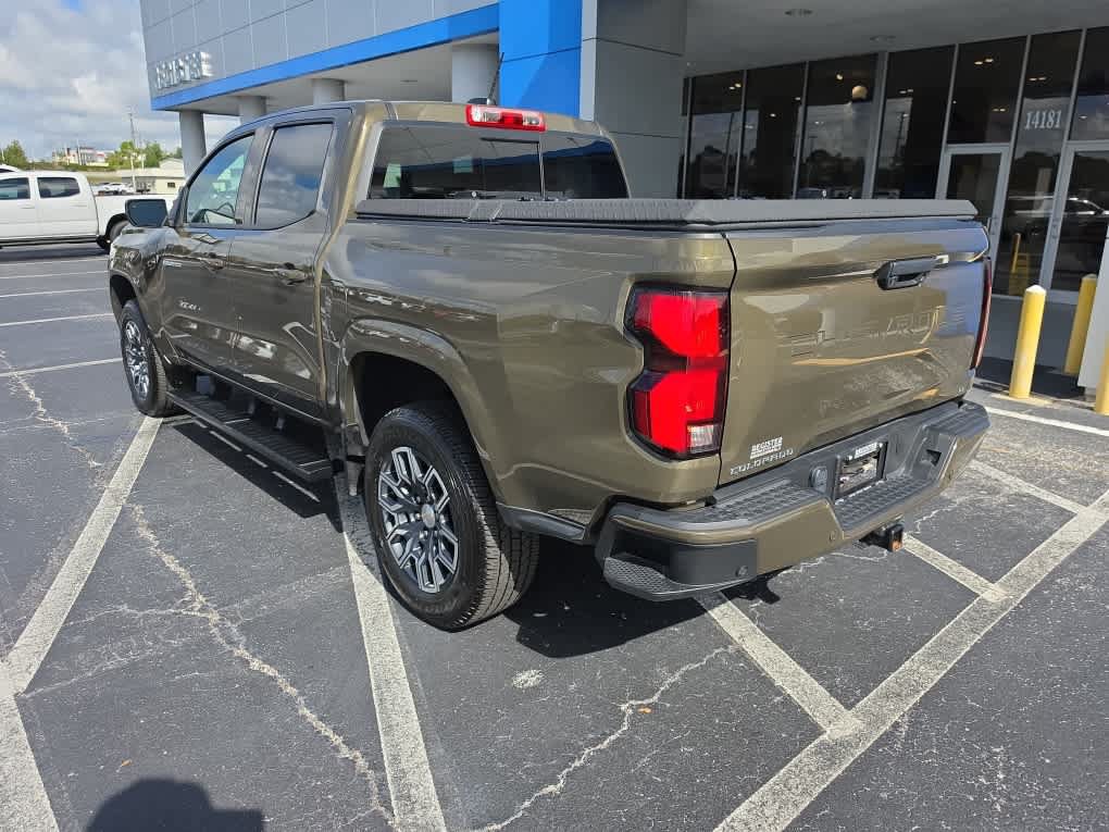 Used 2024 Chevrolet Colorado LT w/ LT Convenience Package III RWD image 3
