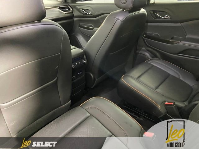 Used 2023 GMC Acadia AT4 w/ Technology Package AWD/4WD image 25