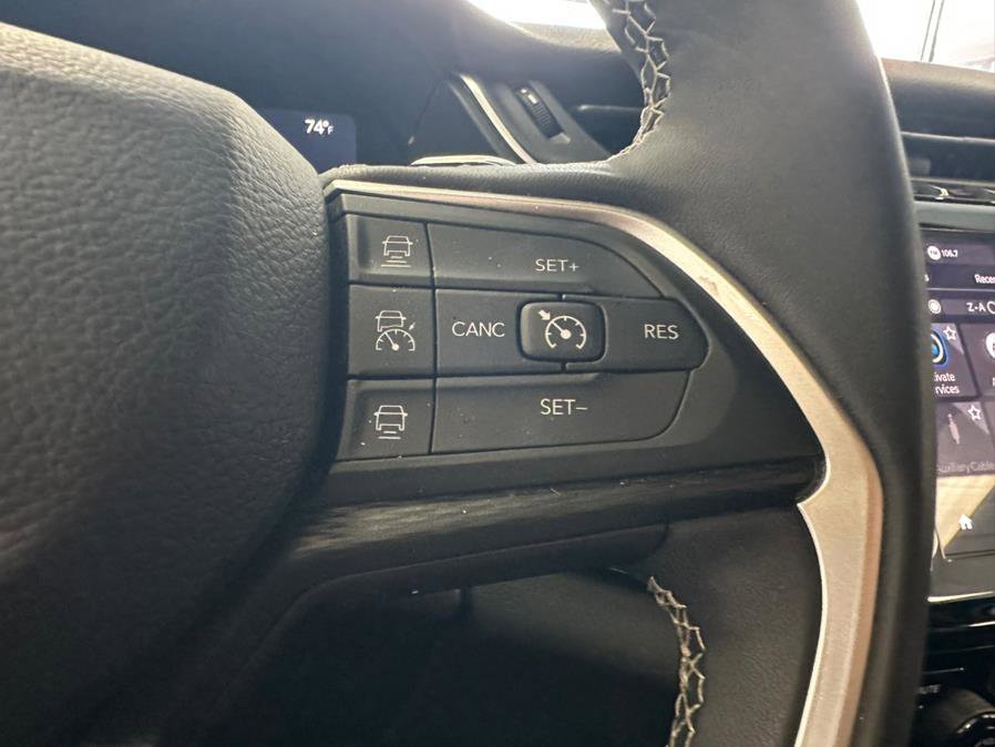 Used 2024 Jeep Grand Cherokee L Laredo AWD/4WD image 57