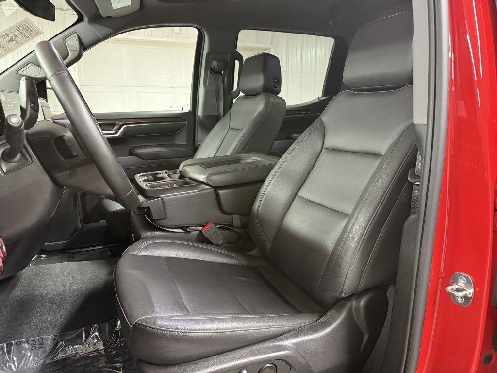 Used 2024 Chevrolet Silverado 1500 LT w/ Z71 Off-Road Package image 11