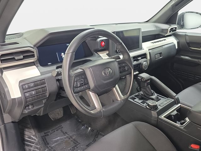 Certified 2024 Toyota Tacoma TRD Off-Road AWD/4WD image 13