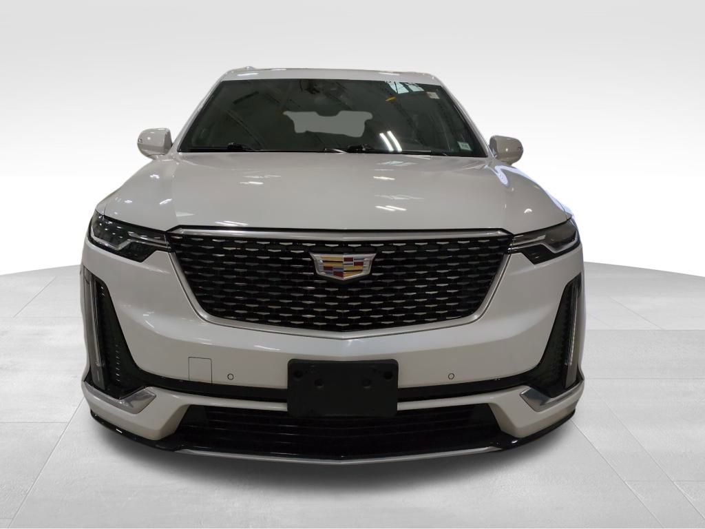 Used 2023 Cadillac XT6 Premium Luxury image 11