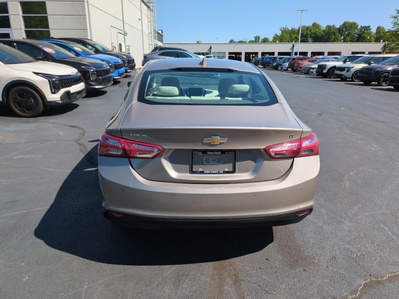 Used 2024 Chevrolet Malibu LT FWD image 6