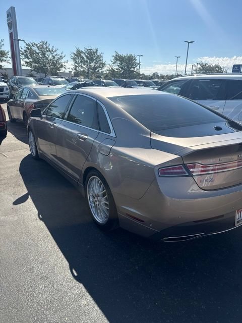 Used 2019 Lincoln MKZ Reserve FWD image 5
