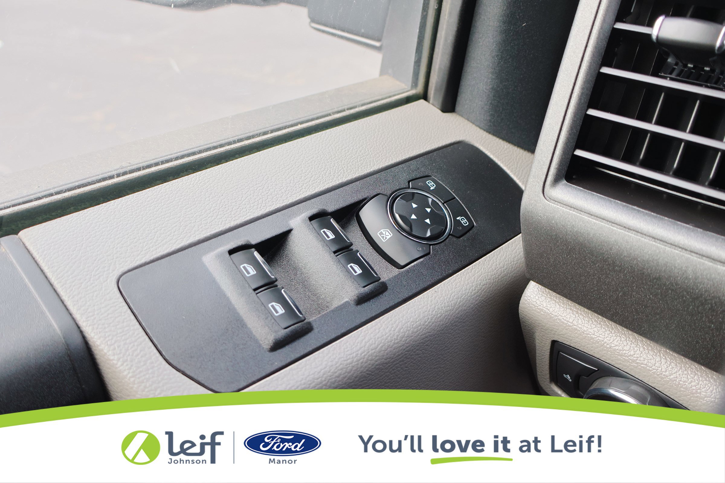 Used 2021 Ford F250 XL w/ Power Equipment Group image 16