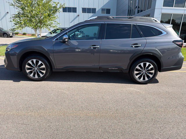 Used 2025 Subaru Outback Touring XT AWD/4WD image 8