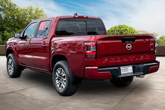 Certified 2024 Nissan Frontier SL RWD image 4