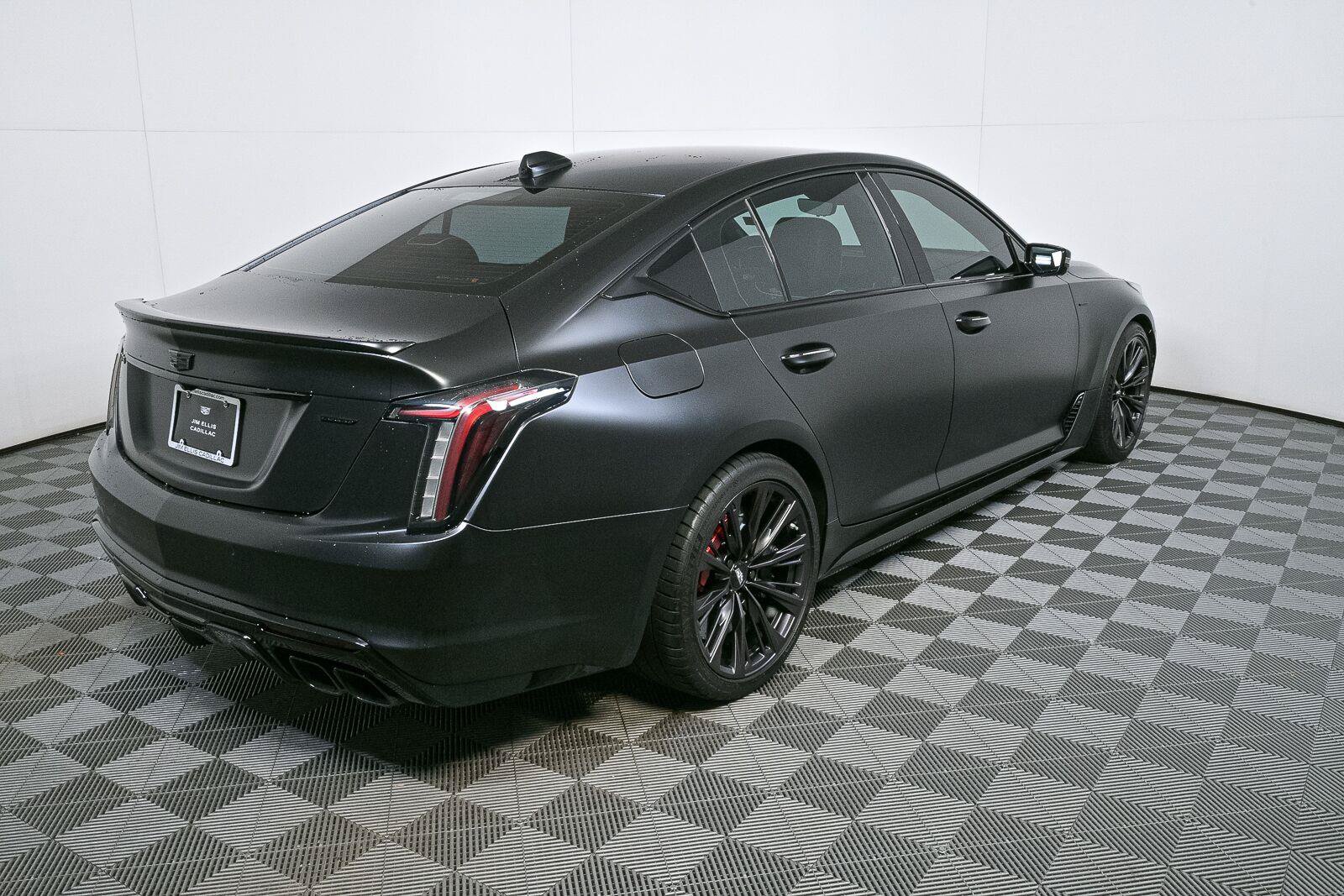 Used 2024 Cadillac CT5 V Blackwing w/ Super Cruise 2 Package RWD image 3