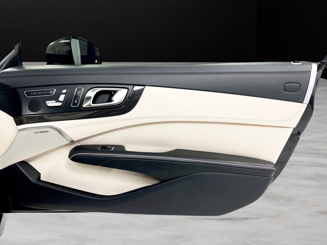 Used 2013 Mercedes-Benz SL 63 AMG image 38