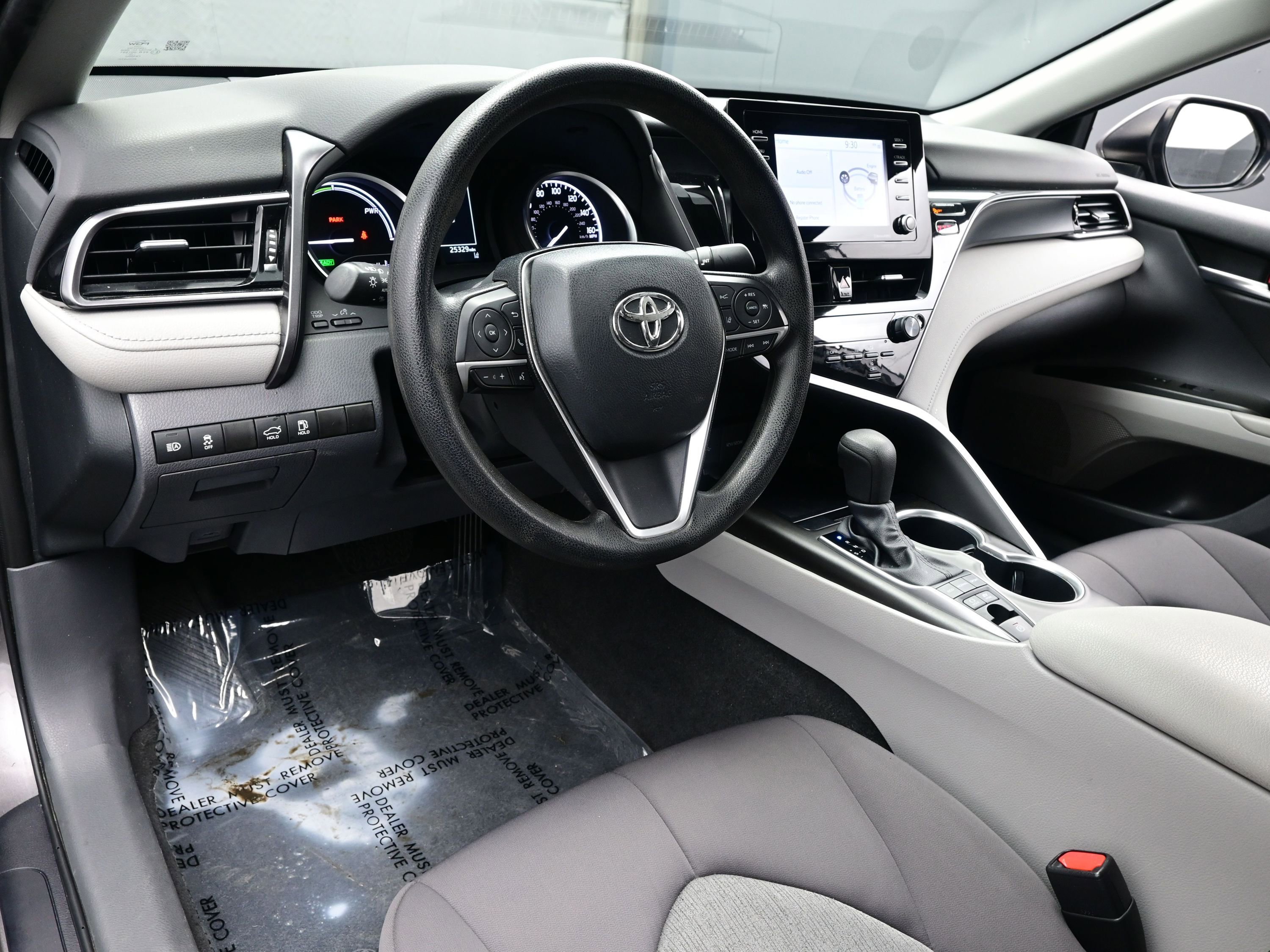 Used 2023 Toyota Camry LE image 13