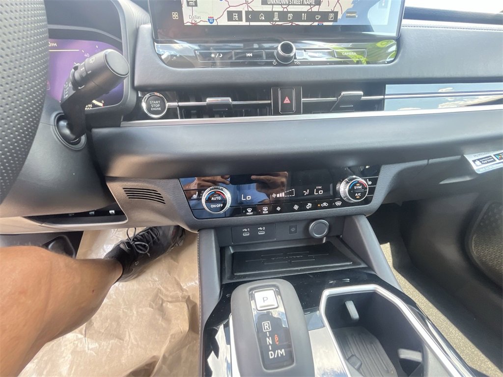 New 2025 Mitsubishi Outlander SE image 19