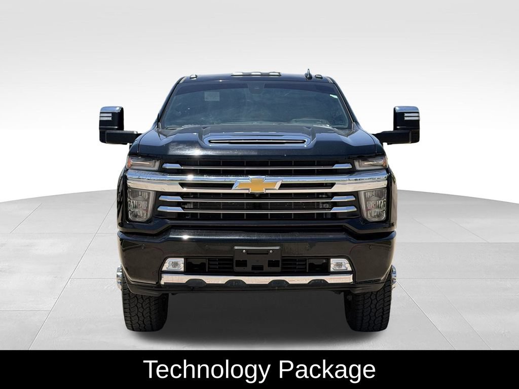 Used 2023 Chevrolet Silverado 3500 High Country w/ LPO, Hitch Package AWD/4WD image 3
