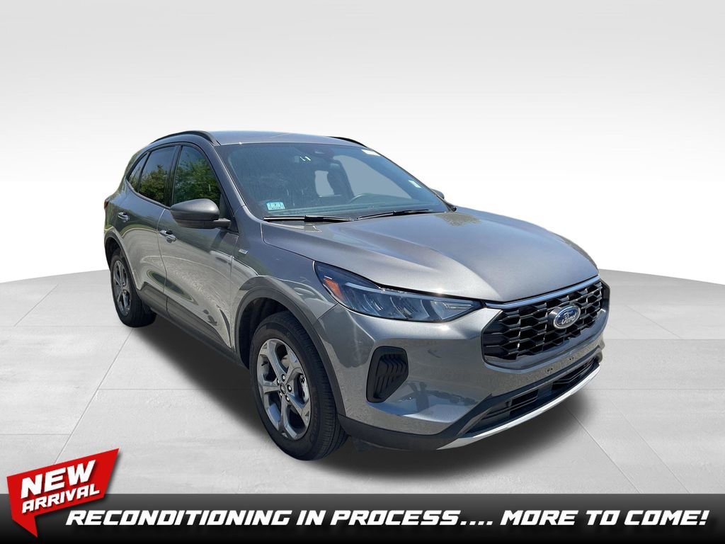 Used 2025 Ford Escape ST-Line