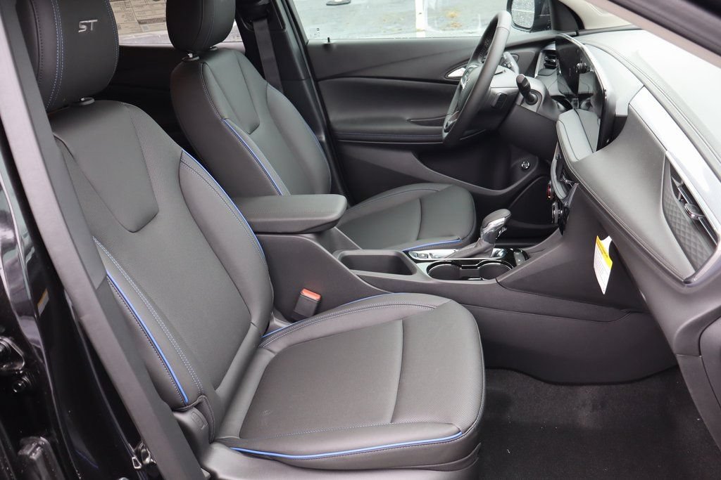 New 2026 Buick Encore GX Sport Touring w/ Comfort Package FWD image 21