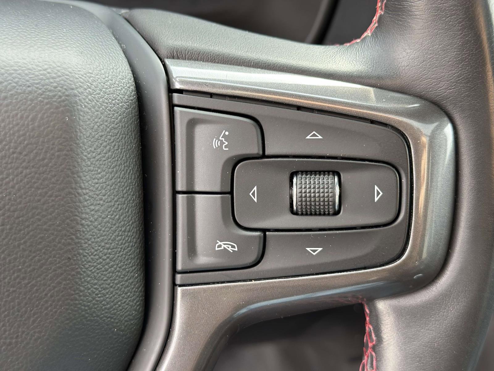 Certified 2022 Chevrolet Tahoe RST w/ Luxury Package image 15