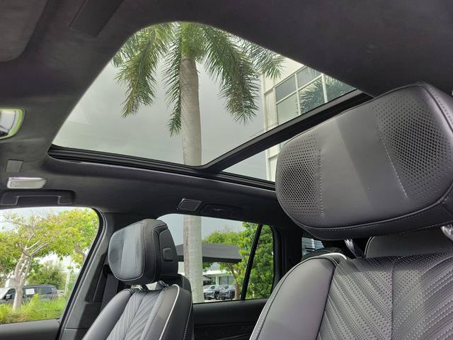 Certified 2026 Cadillac Vistiq Sport w/ LPO, Floor Liner Package AWD/4WD image 15